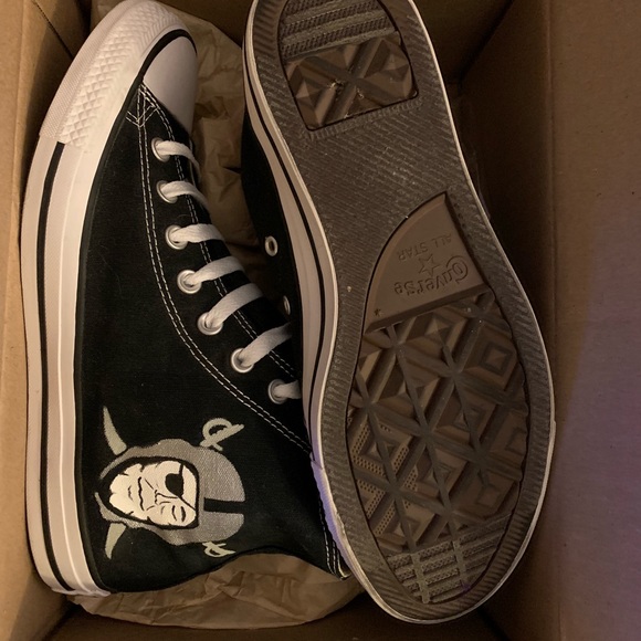 raiders chuck taylors